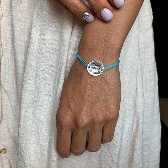 🔥SILVER🔥”The world is ours” - Picture 3 of 8